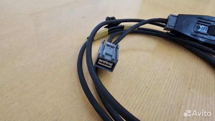 Оригинальный кабель с usb адаптером Mitsubishi