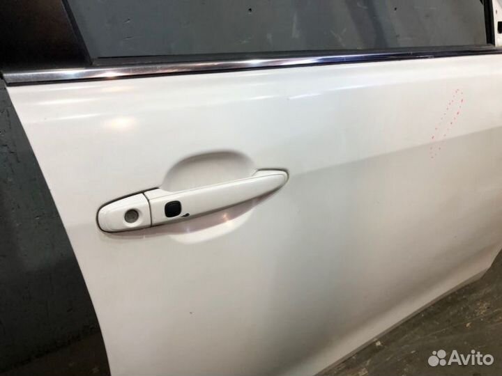 Дверь передняя правая Toyota Camry V40