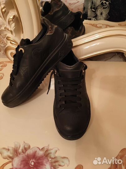 Кроссовки кеды Louis Vuitton 38