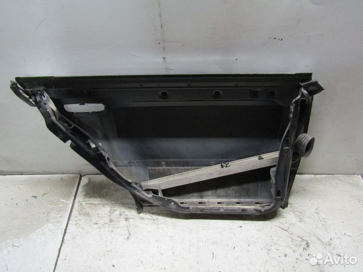 Дверь задняя Лев. Ауди А6 1999г 2.5л 110кВт дизель