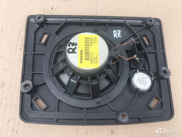 Динамик центральный в торпедо Вольво XC90