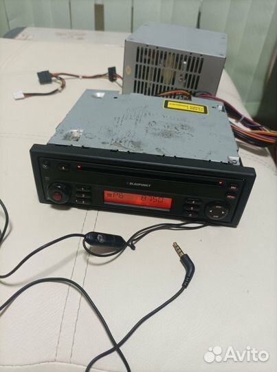 Магнитола Blaupunkt (Renault штат) + AUX