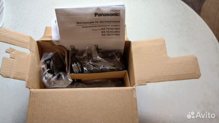 Радиотелефон Panasonic KX-TG1611RU