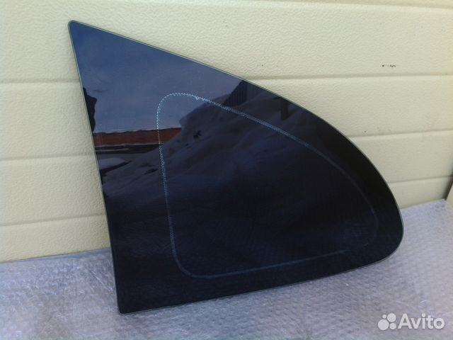 Киа Rio 1(универсал) -стекло заднего левого крыла