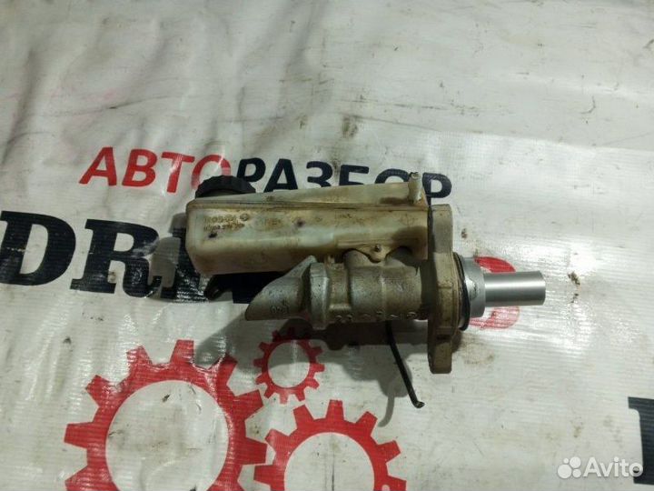 Главный тормозной цилиндр Renault Megane 3 K4MV838