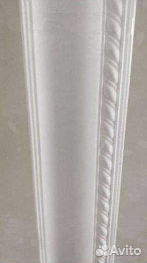 Потолочный плинтус