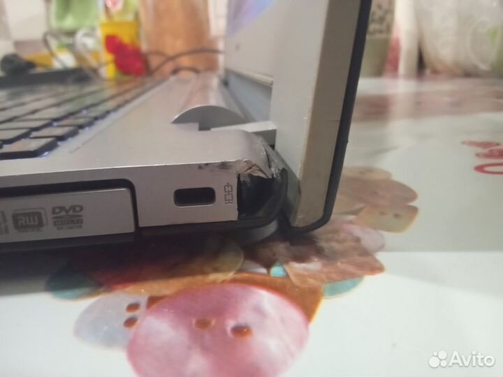 Продаю ноутбук lenovo z500