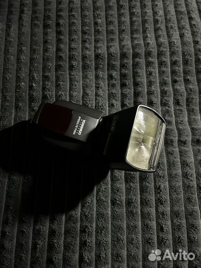 Вспышка для камеры Yongnuo speedlite yn560