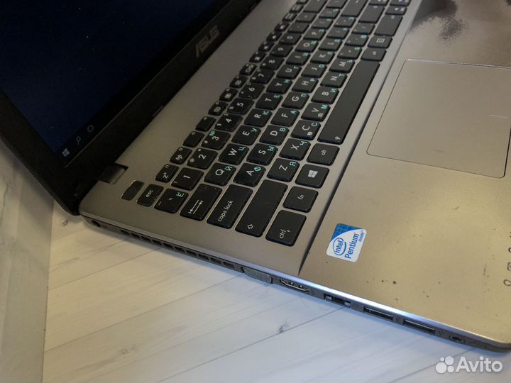 Игровой ноутбук Asus 2 видеокарты/nvidia/intel