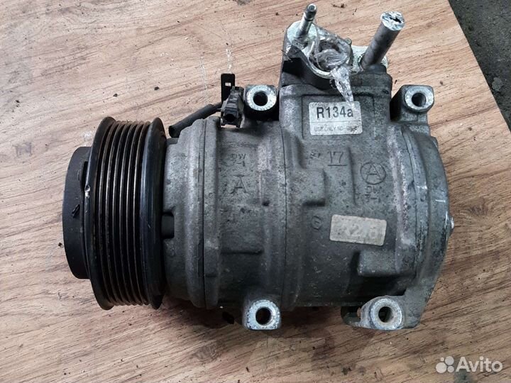 Компрессор кондиционера Kia Sorento 2002-2006