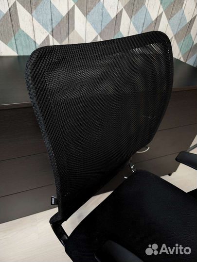 Компьютерное кресло