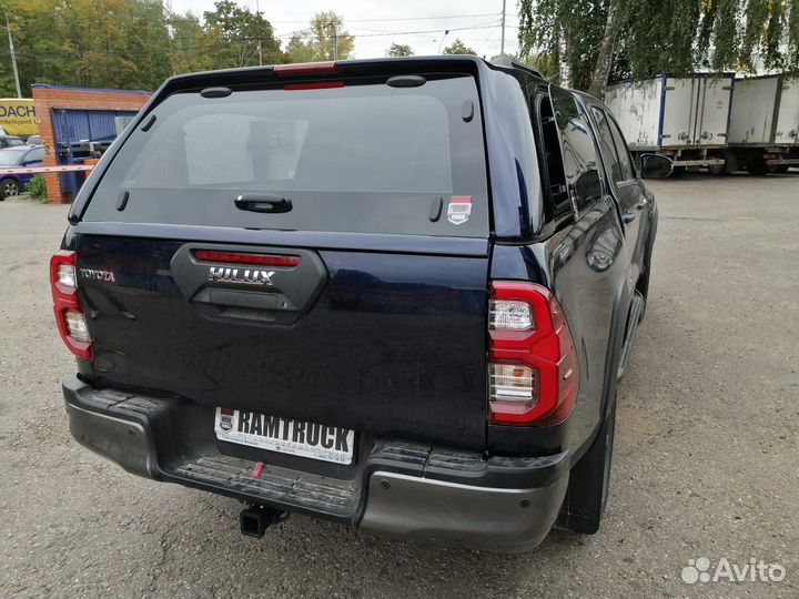 Кунг Тойота Хайлюкс цвет 8Х8