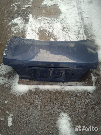 Крышка багажника тойота виста sv 40