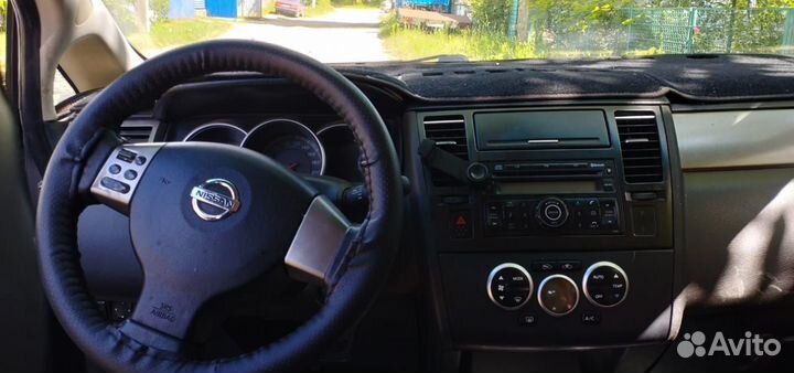 Nissan Tiida 1.6 AT, 2008, 279 000 км