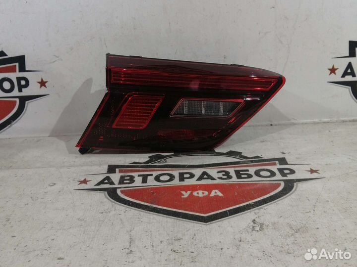 Фонарь внутренний левый Volkswagen Tiguan 2 17-22