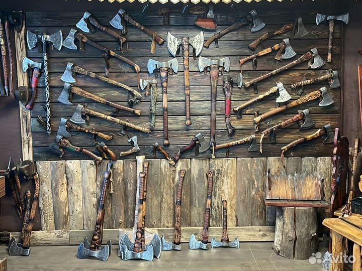 Топор кованый двусторонний походный