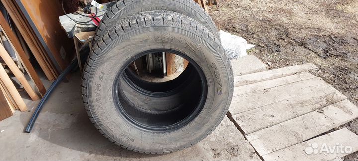 Yokohama Geolandar A/T G015 235/70 R16