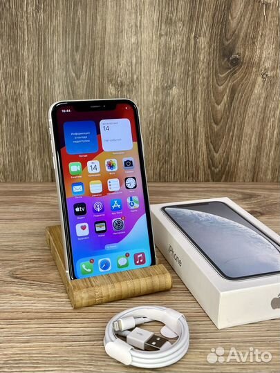 iPhone Xr, 64 ГБ