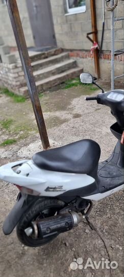 Продаю мопед