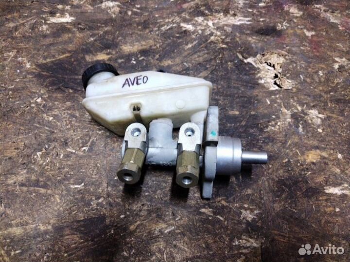 Главный тормозной цилиндр Chevrolet Aveo T200
