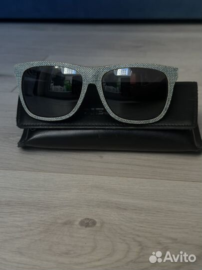 Солнцезащитные очки женские diesel