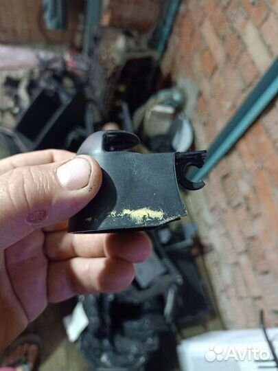 6Q6955435D Колпачок заднего дворника passat