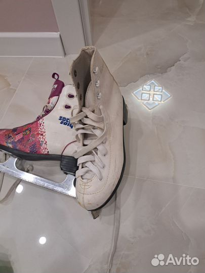 Коньки фигурные