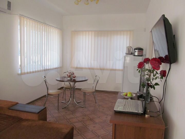 Комната 30 м² в 4-к., 1/2 эт.