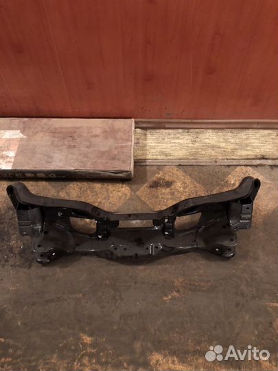 Балка передняя Subaru Impreza lll XV номер 20101AG