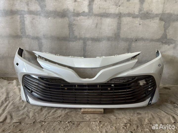 Бампер передний Toyota Camry XV70/Камри арт176