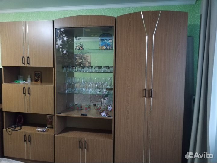Стенка в гостиную