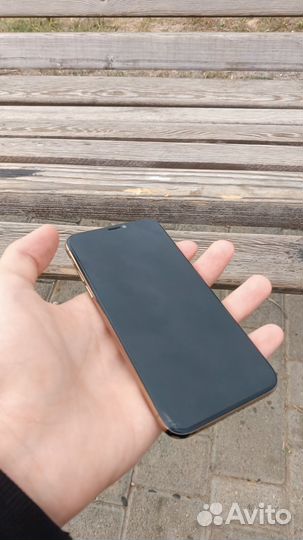 iPhone Xs, 256 ГБ
