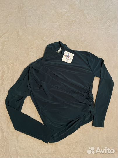 Блузка водолазка с драпировкой new р.44