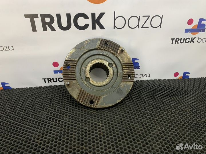 1868016 Фланец кпп