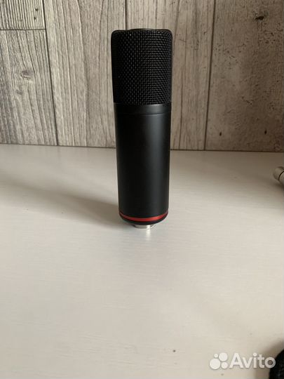 Конденсаторный микрофон focusrite scarlet cm25