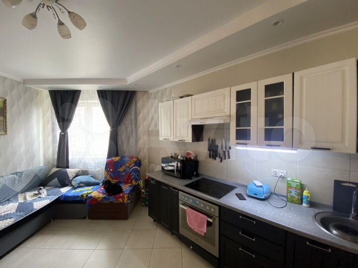 2-к. квартира, 77 м², 5/14 эт.