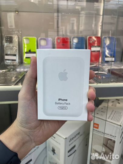 Портативный аккумулятор MagSafe Battery Pack