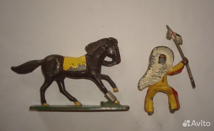 Пираты,ковбои и конный индеец. Польша