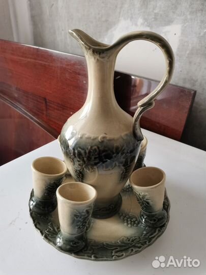 Глиняный кувшин для вина советский