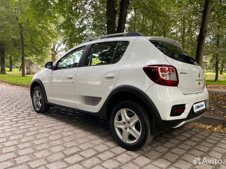 Renault Sandero Stepway 1.6 AT, 2017, 151 700 км