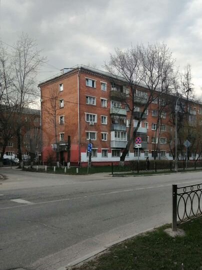 Комната 12,5 м² в 5-к., 1/5 эт.