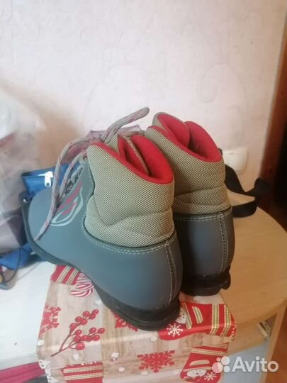 Лыжные ботинки marax