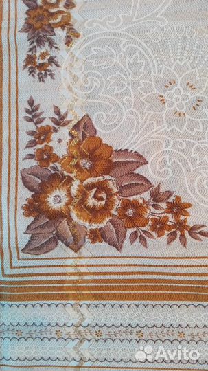 Покрывало с 2 нав. для подушек,на кровать, новое