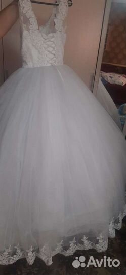 Свадебное платье