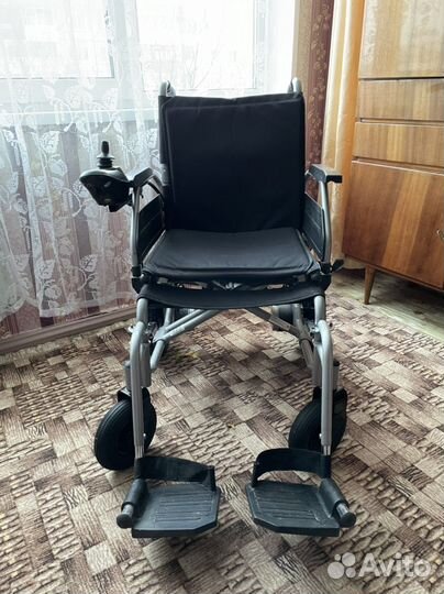 Кресло-коляска с электроприводом