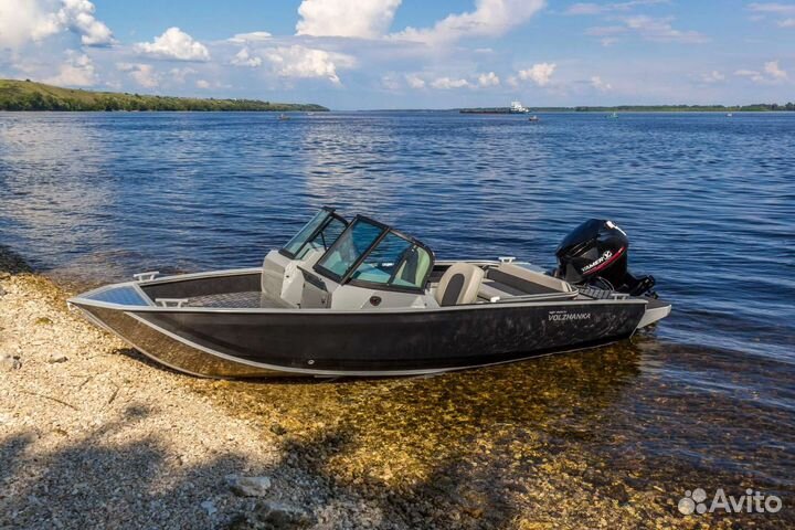 Лодка Volzhanka 44 Fish