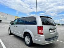 Chrysler Town & Country 3.3 AT, 2008, 194 950 км, с пробегом, цена 990 000 руб.