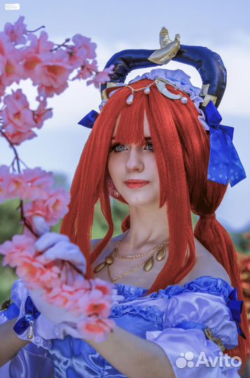 Косплей геншин Нилу мейд