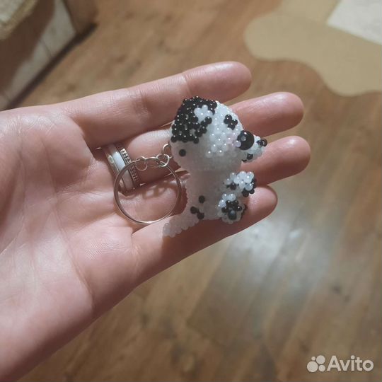 Брелок из бисера