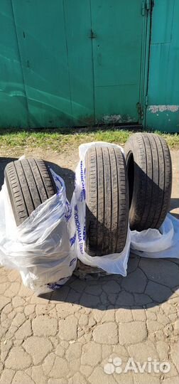 Michelin 4X4 A/T 235/55 R17 и 235/55 R17 107